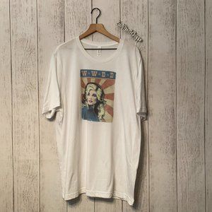 *WWDD What Would Dolly Do Women Graphic Tee Shirt